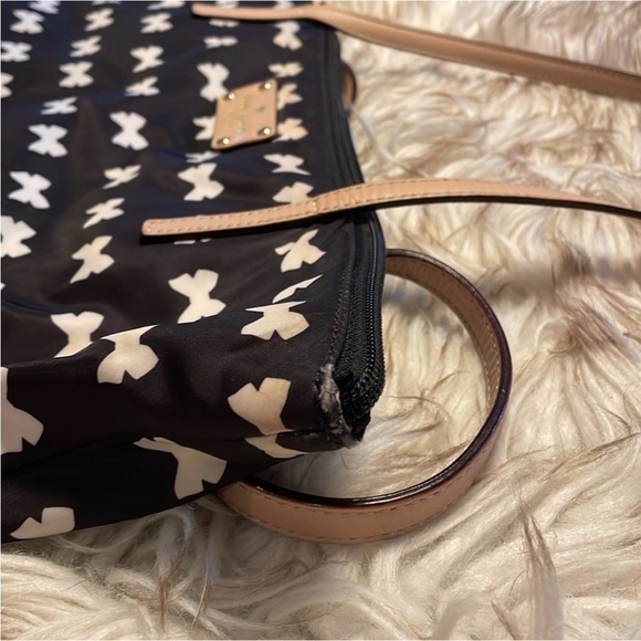Kate Spade Black and White Bow Tote - Picture 7 of 7